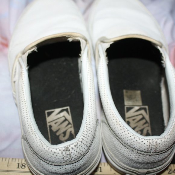 Slip On White Leather VANS  🌵 7.5 Women - Picture 4 of 14